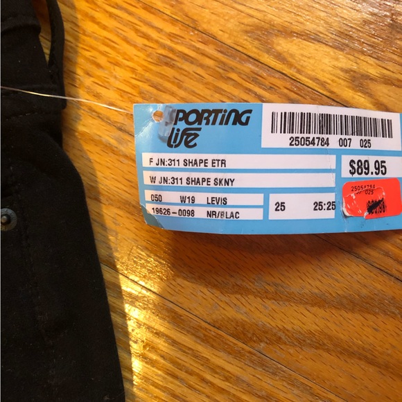 Levi’s 311 size 25/30 BNWT shaping skinny tummy slimming mid-rise - Picture 5 of 5